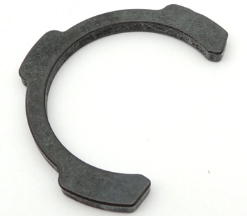 Lukkorengas ensiöakselin (kytkinakselin) takapäähän, vahvistettu Lukkorengas ensiöakselin (kytkinakselin) takapäähän, vahvistettu